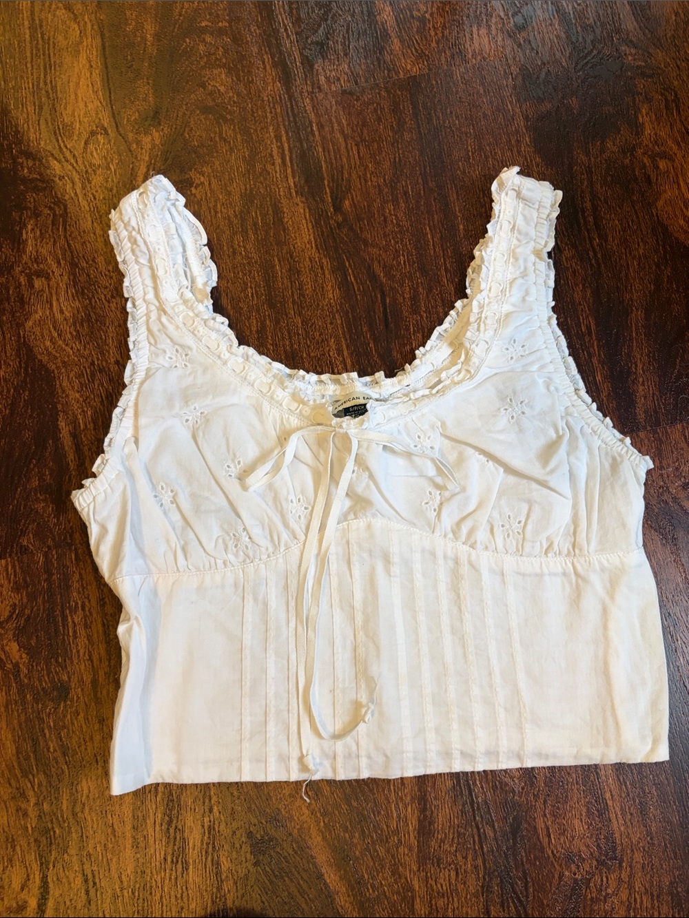 American Eagle Outfitters White Eyelet Tie-Front Cropped Camisole